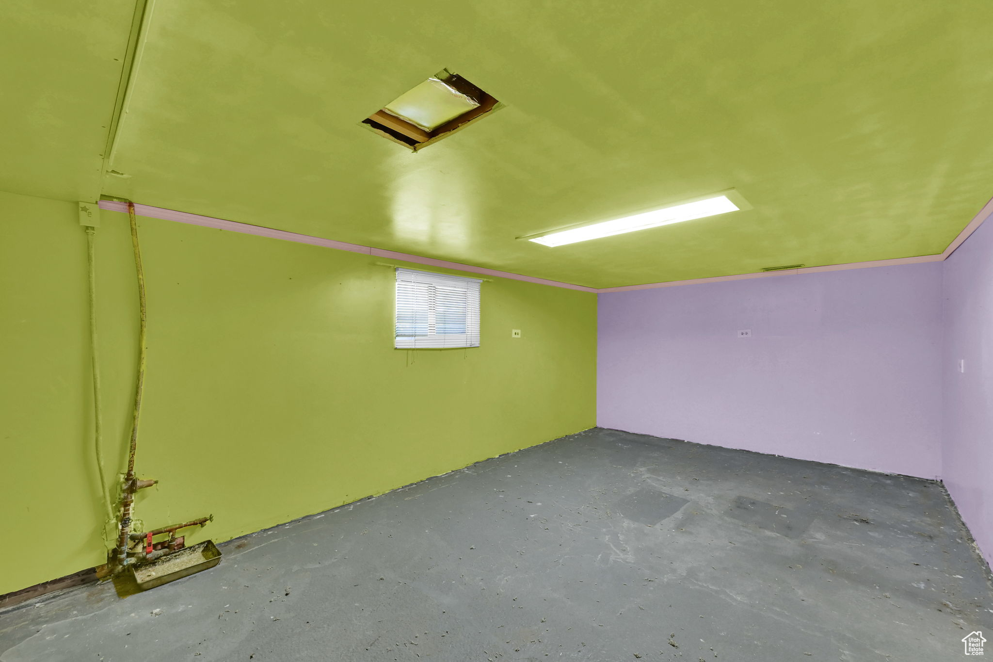 Hooper, Utah 84315, United States, 2 Bedrooms Bedrooms, ,3 BathroomsBathrooms,Residential,Active,166416