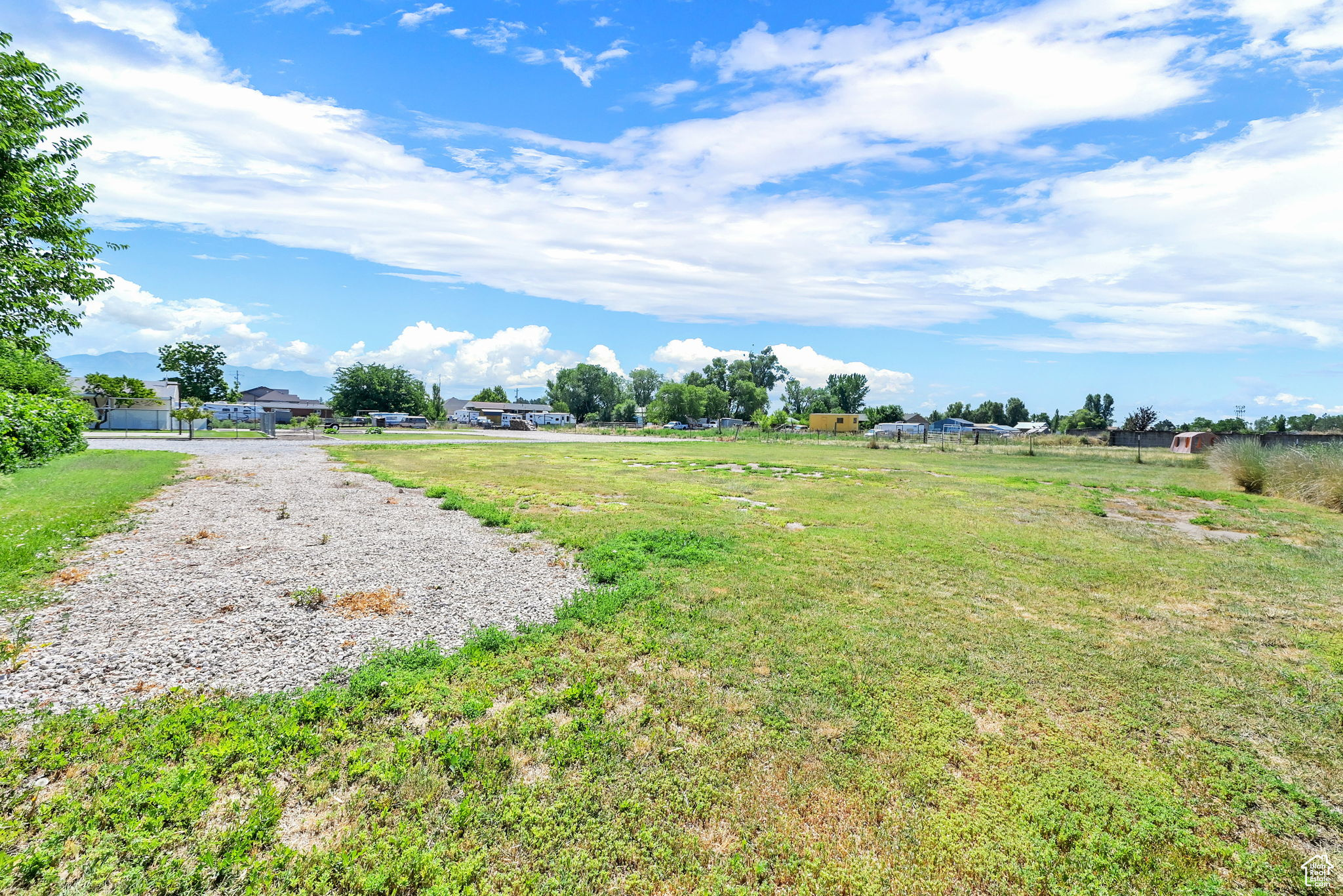 Hooper, Utah 84315, United States, 2 Bedrooms Bedrooms, ,3 BathroomsBathrooms,Residential,Active,166416