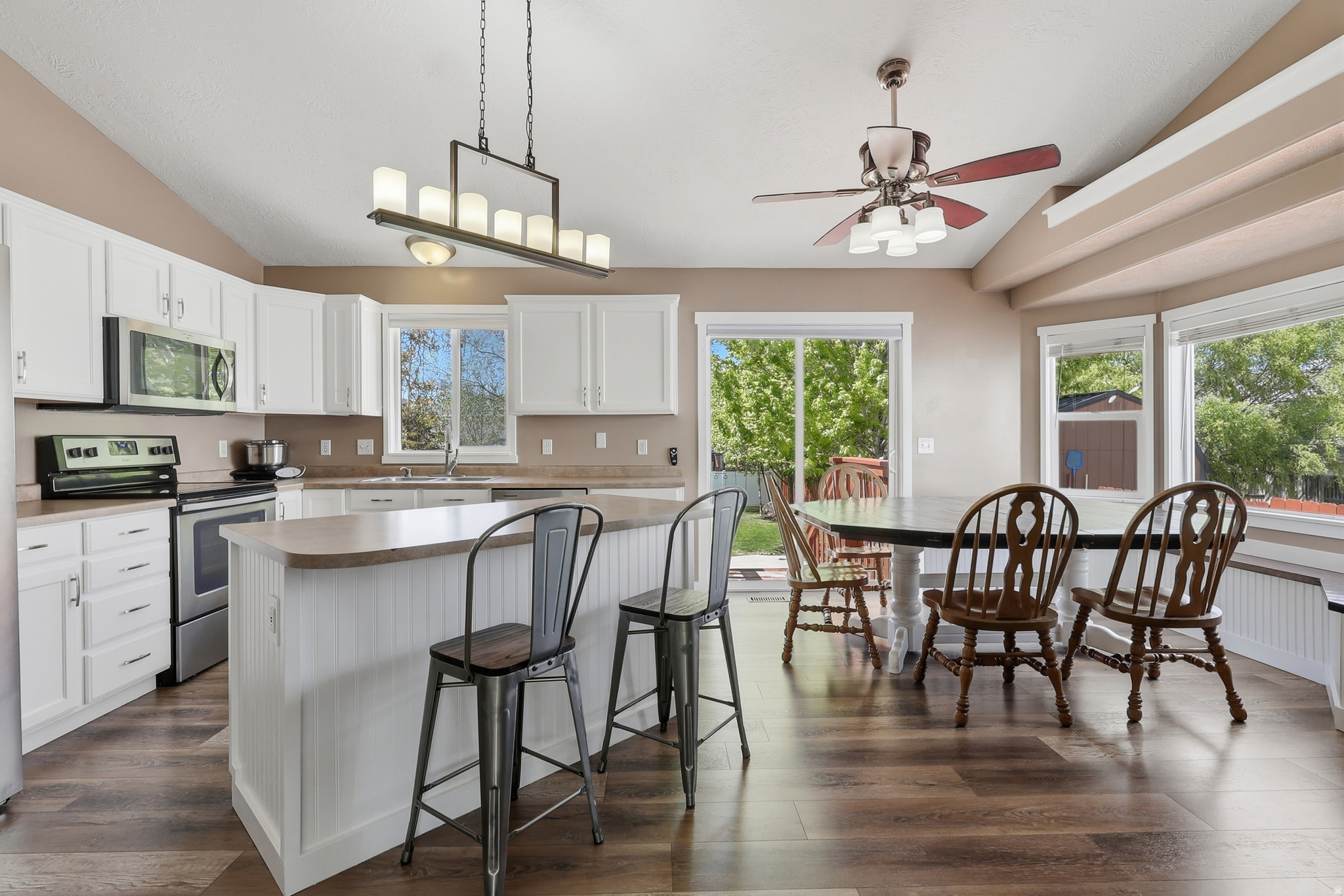 STACI PLACE - Residential