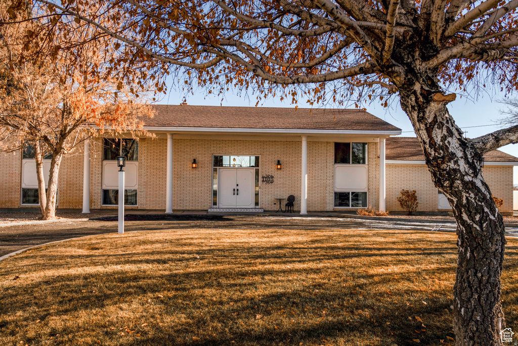 Photo of 1105 S 500 W, Vernal, UT 84078 (MLS # 2156330)