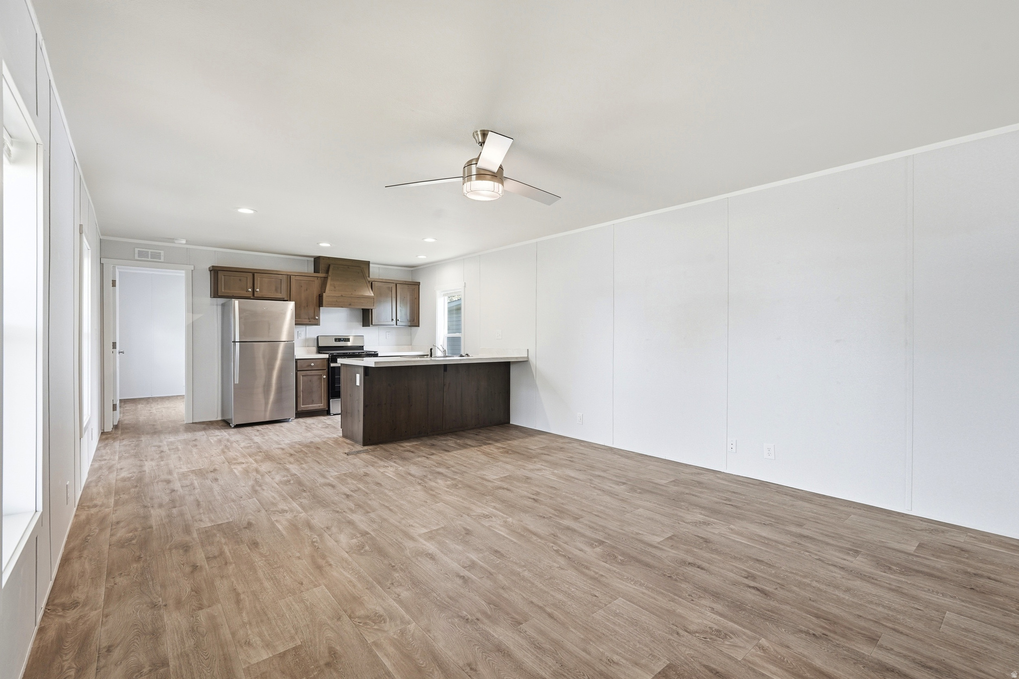 TOWN AND COUNTRY ESTATES - Residential