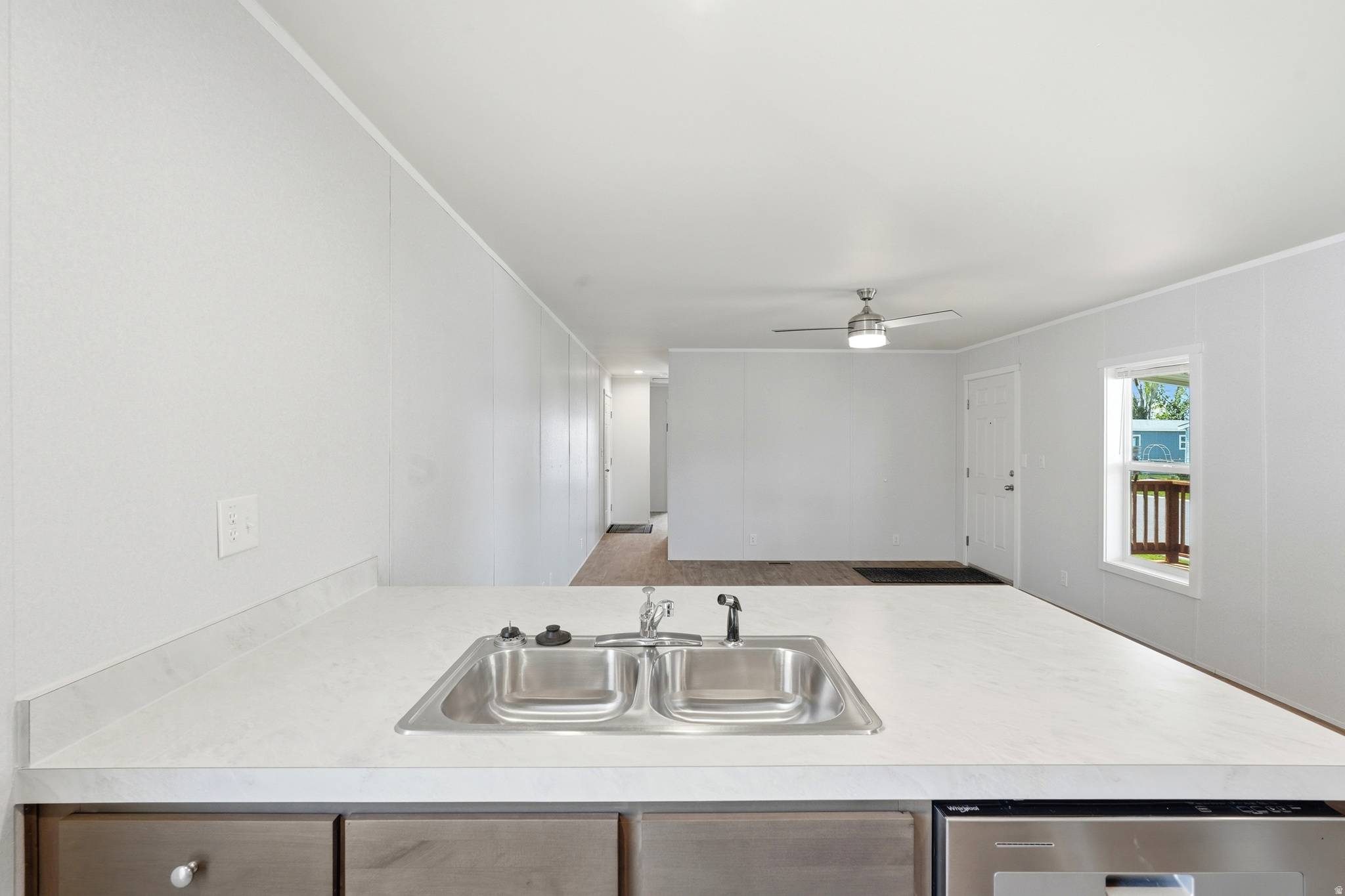 TOWN AND COUNTRY ESTATES - Residential