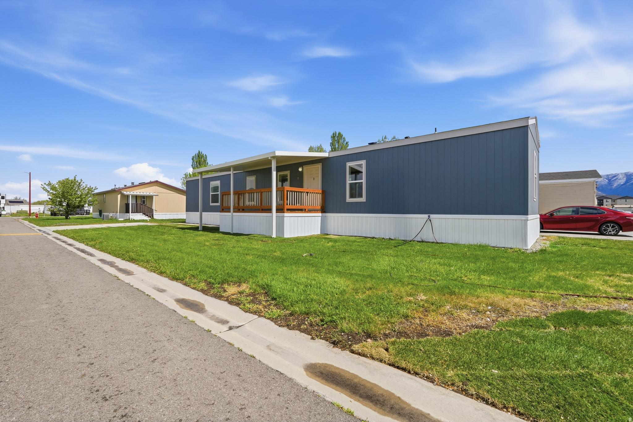 TOWN AND COUNTRY ESTATES - Residential