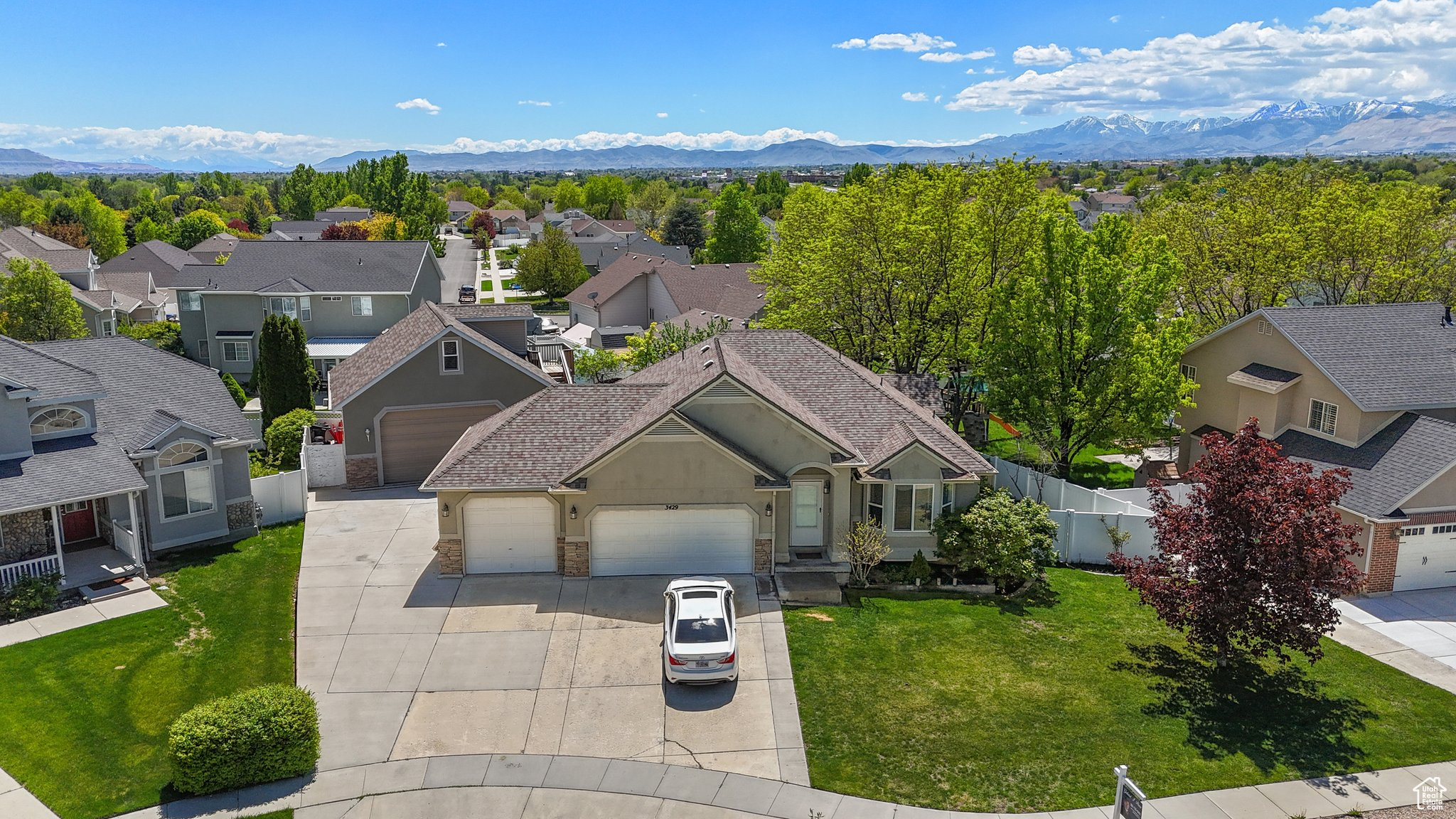 3429 W Picabo St, Taylorsville, Utah image 2