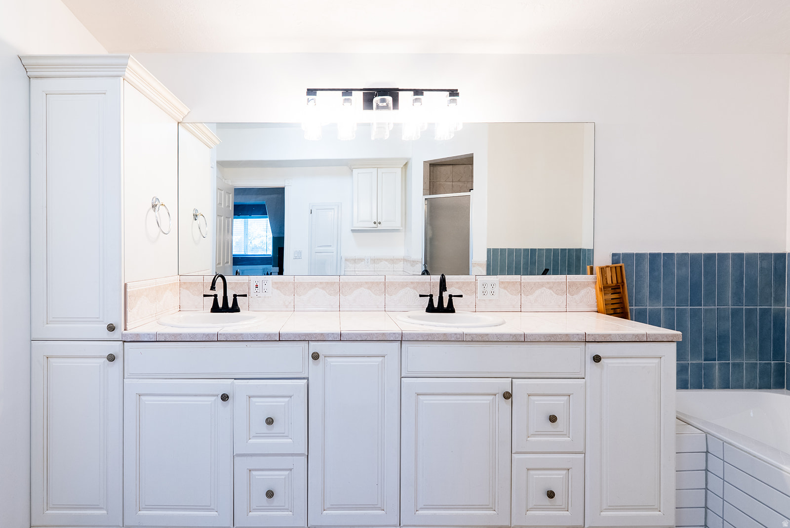 STAR HEIGHTS - Residential