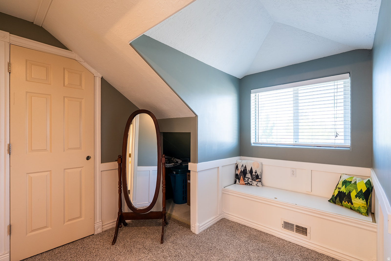 STAR HEIGHTS - Residential