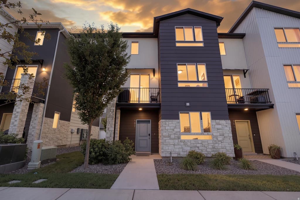 Photo of 982 W 500 S, American Fork, UT 84003 (MLS # 2174791)