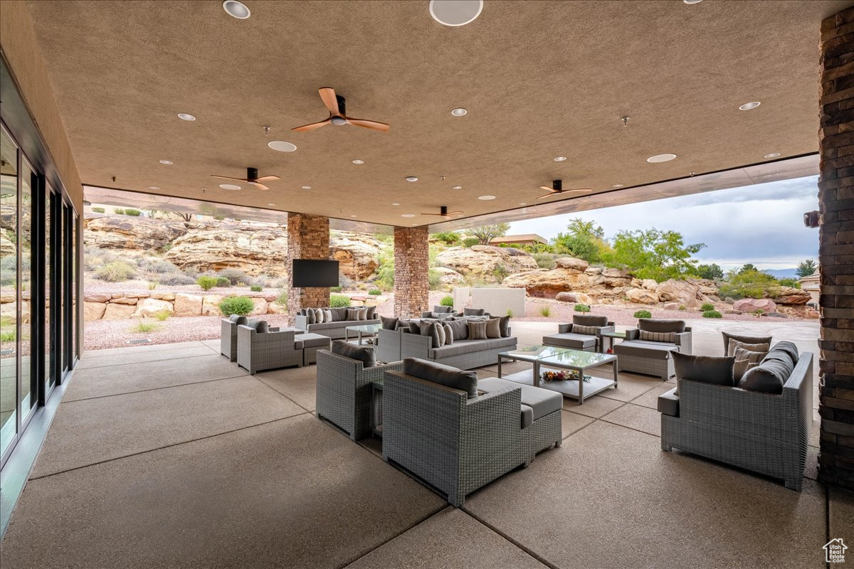 PARAGON COVE TH AT STONECLIFF 1 - Residential