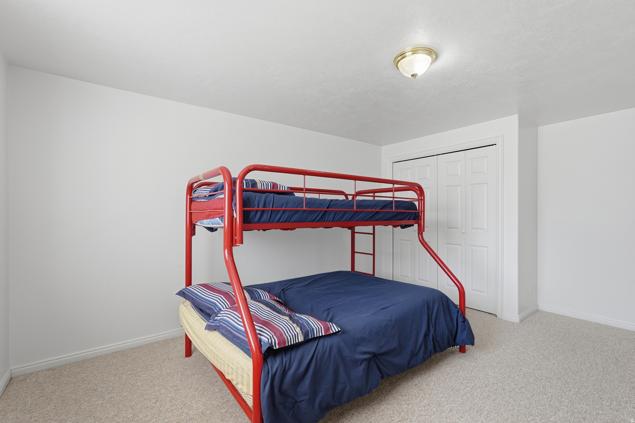 FLINT MEADOWS - Residential