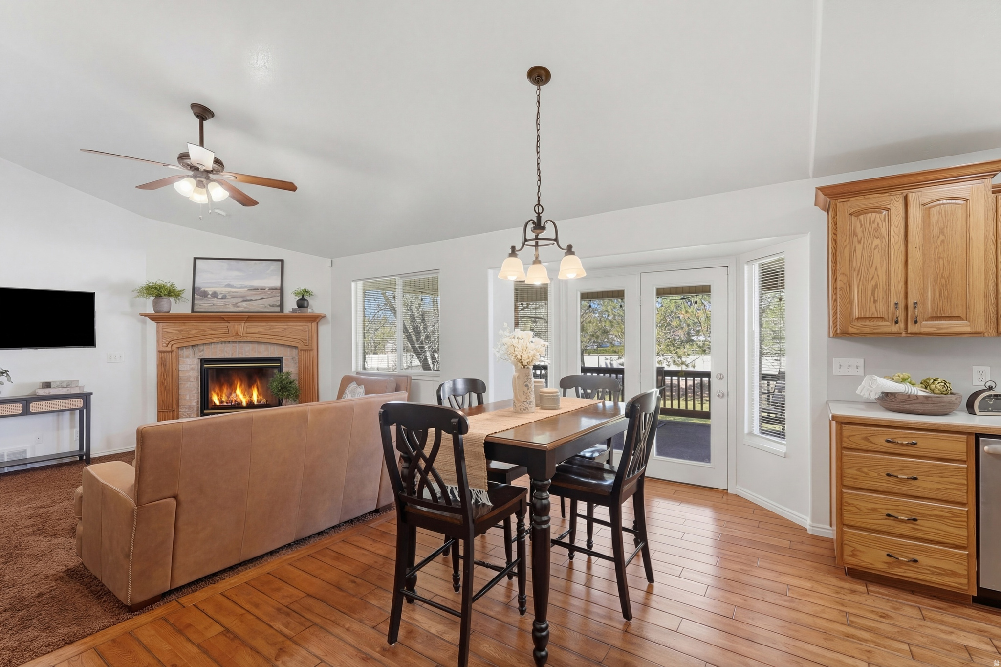 FLINT MEADOWS - Residential