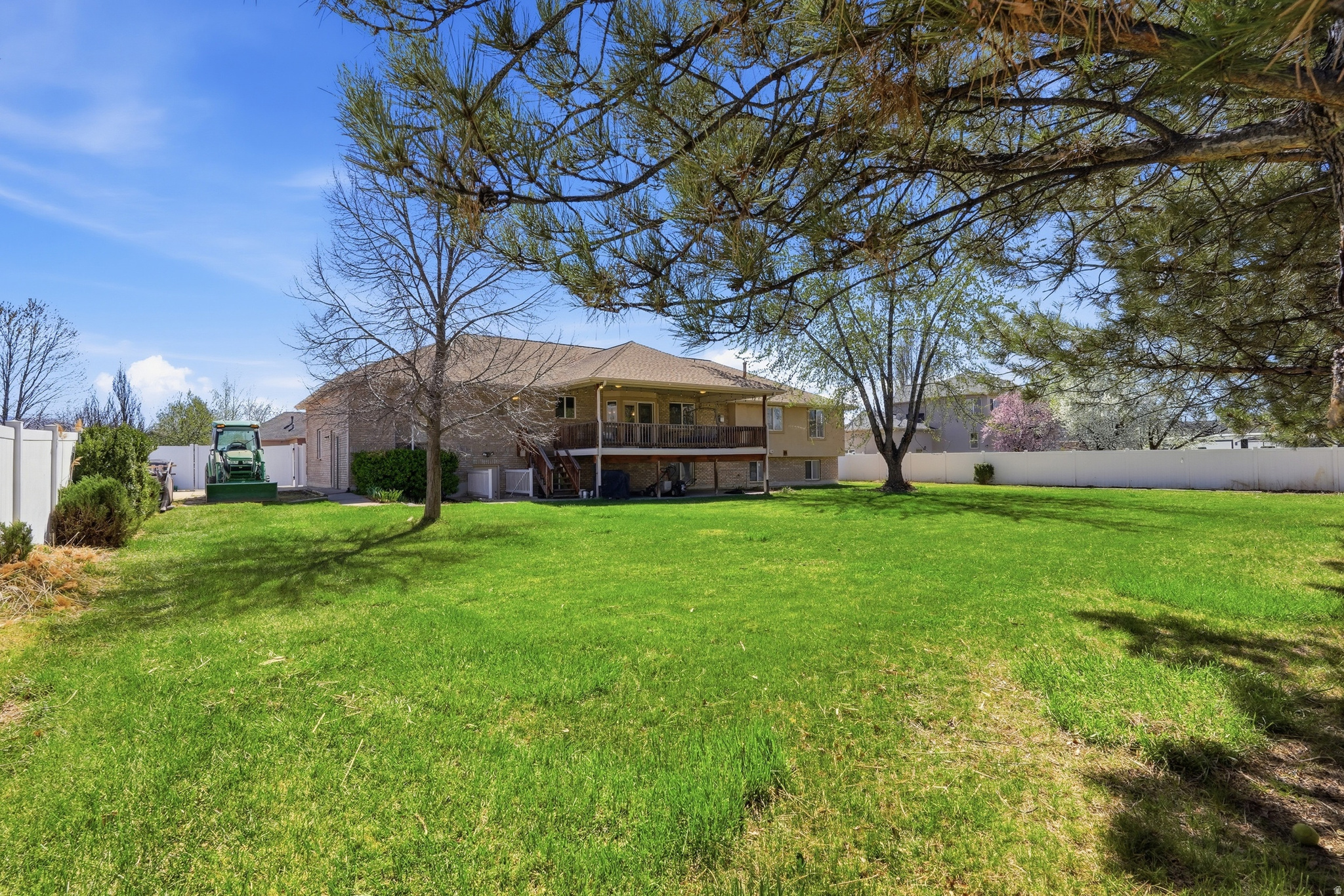 FLINT MEADOWS - Residential