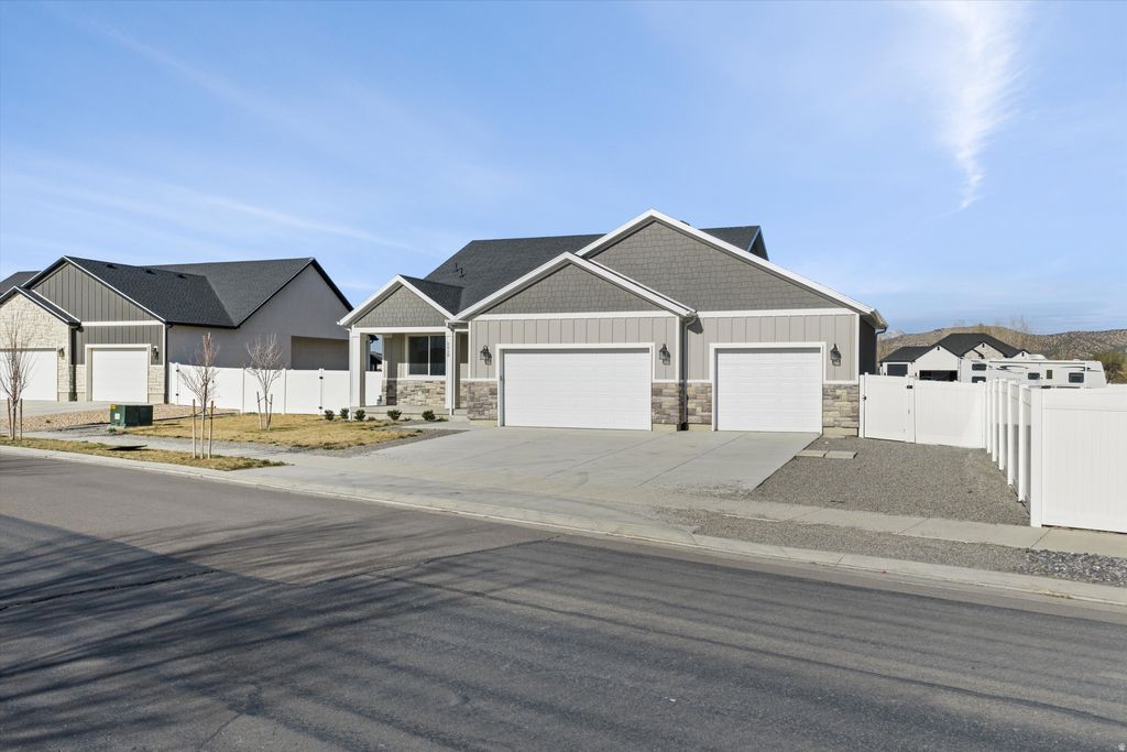 Photo of 3938 N WOOD RD, Eagle Mountain, UT 84005 (MLS # 2145888)
