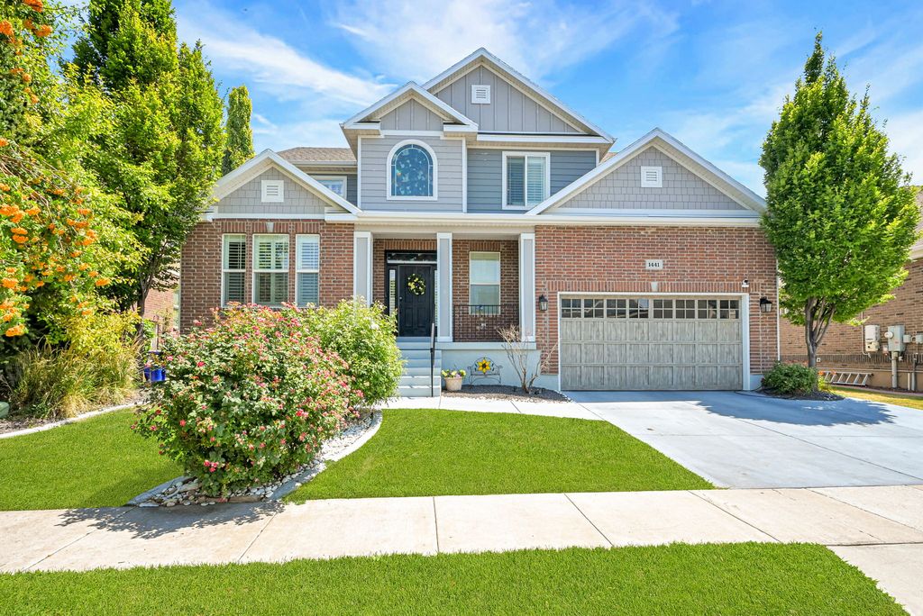 Photo of 1441 BROOKSHIRE DR, Syracuse, UT 84075 (MLS # 2143519)