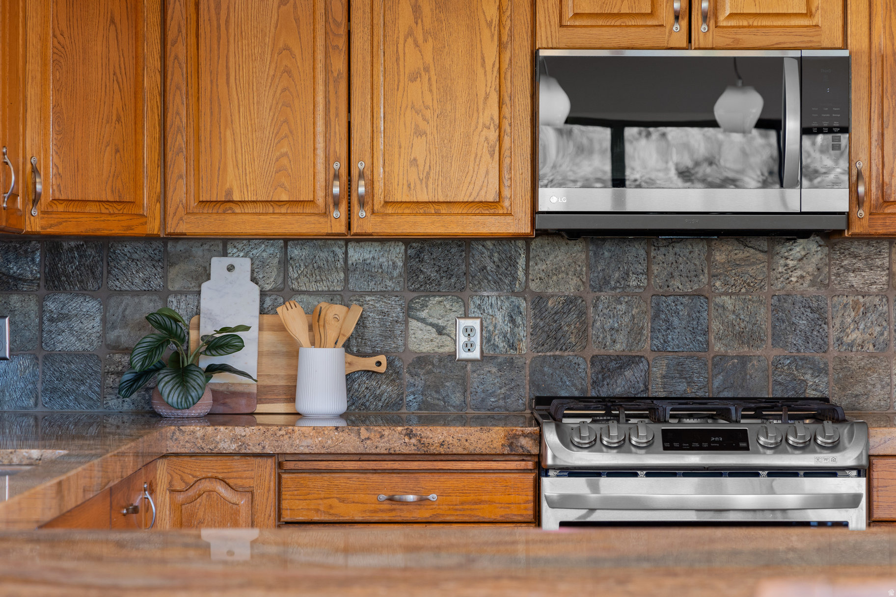 SILVER REEF EST 1 - Residential