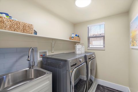Tiny photo for 490 W 3450 N, Pleasant View, UT 84414 (MLS # 2141388)