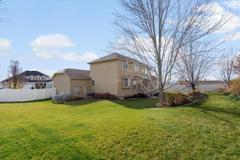 Tiny photo for 490 W 3450 N, Pleasant View, UT 84414 (MLS # 2141388)