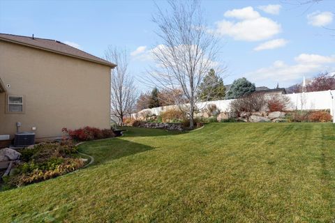 Tiny photo for 490 W 3450 N, Pleasant View, UT 84414 (MLS # 2141388)