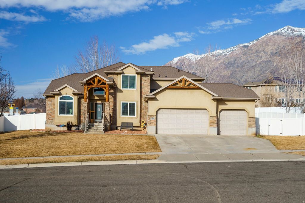 Photo of 490 W 3450 N, Pleasant View, UT 84414 (MLS # 2141388)