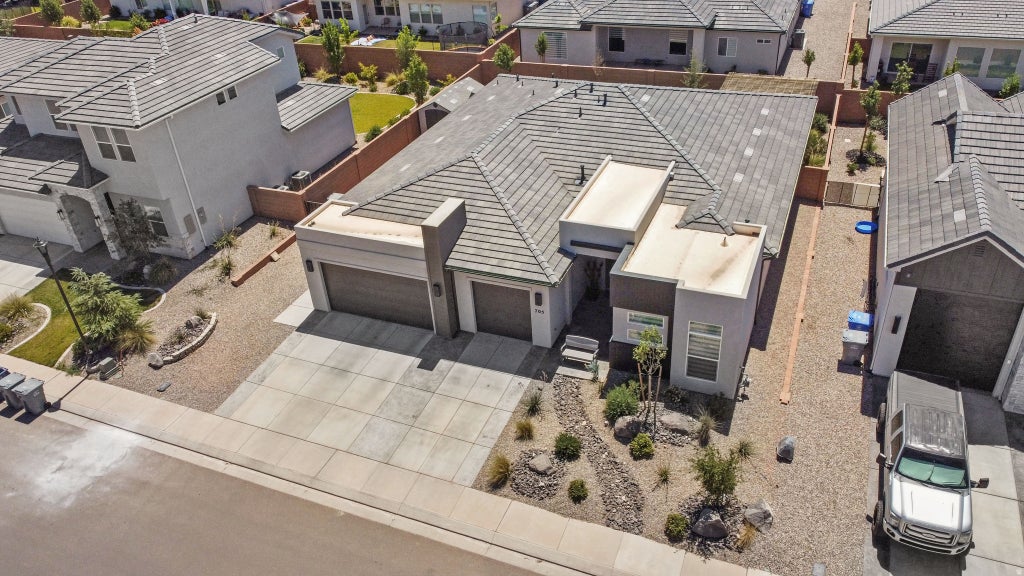 Photo of 705 S TAYLOR CREEK DR, Washington, UT 84780 (MLS # 2178336)