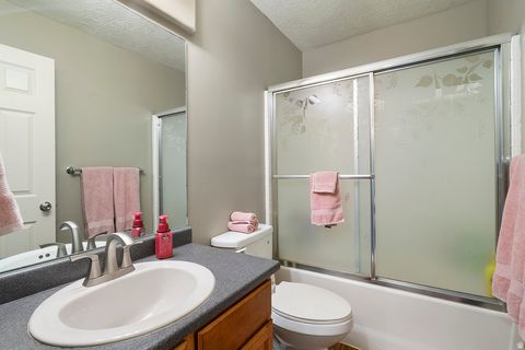 Tiny photo for 991 W OLDHAM DR N, North Salt Lake, UT 84054 (MLS # 2147725)