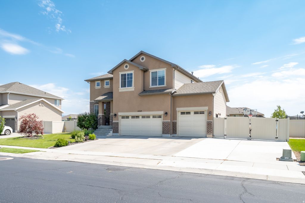 Photo of 4563 W 5850 S, Hooper, UT 84315 (MLS # 2171964)