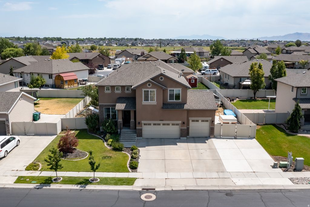 Photo of 4563 W 5850 S, Hooper, UT 84315 (MLS # 2171964)