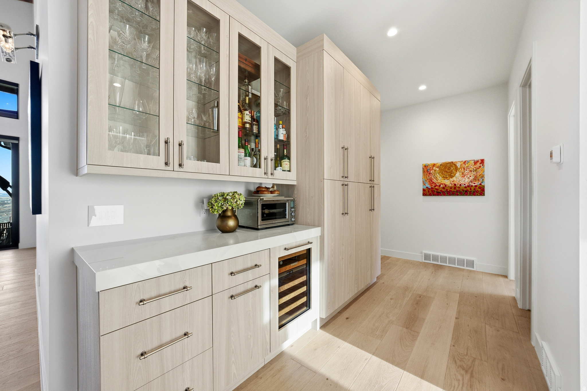 SOARING HAWK - Residential