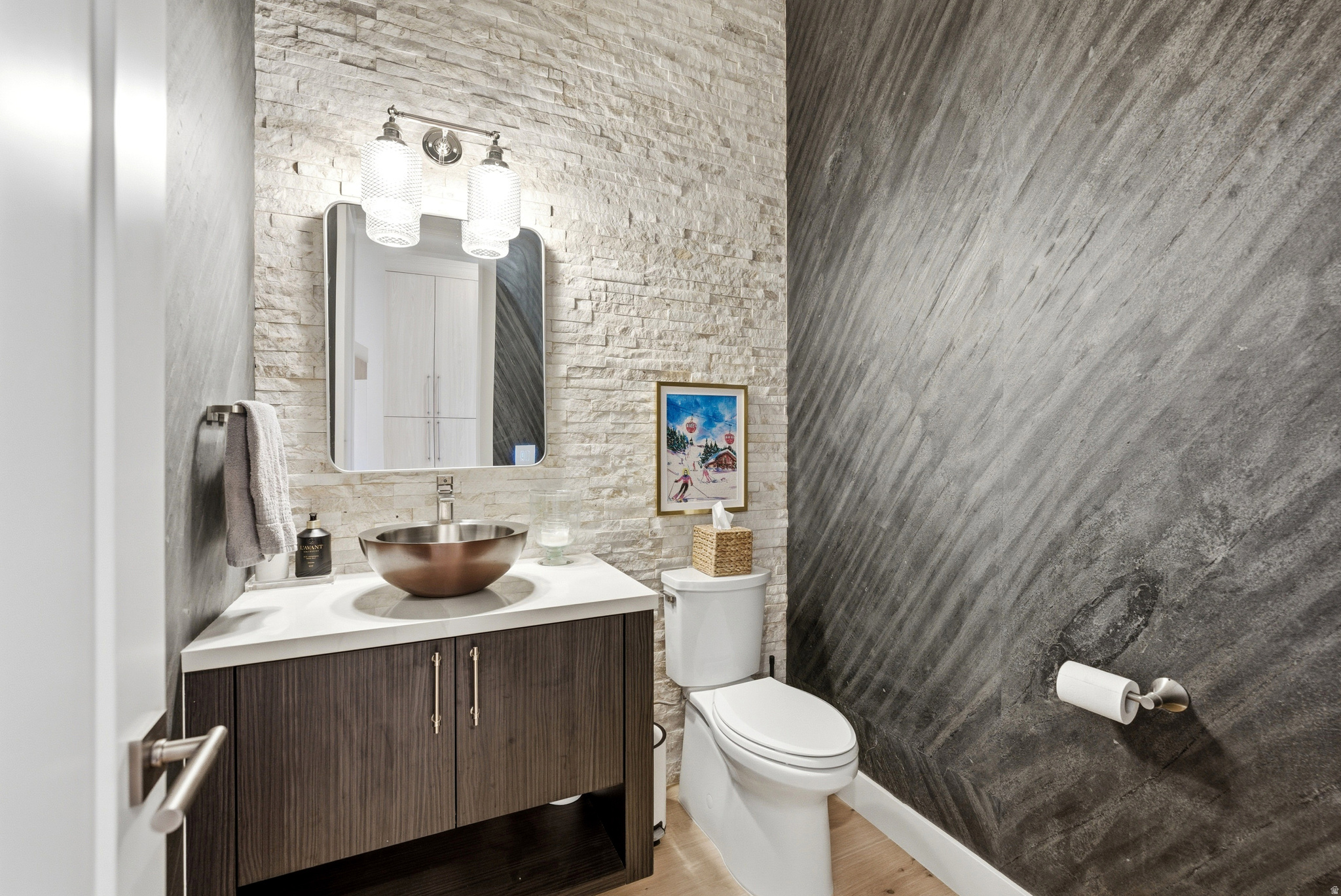 SOARING HAWK - Residential