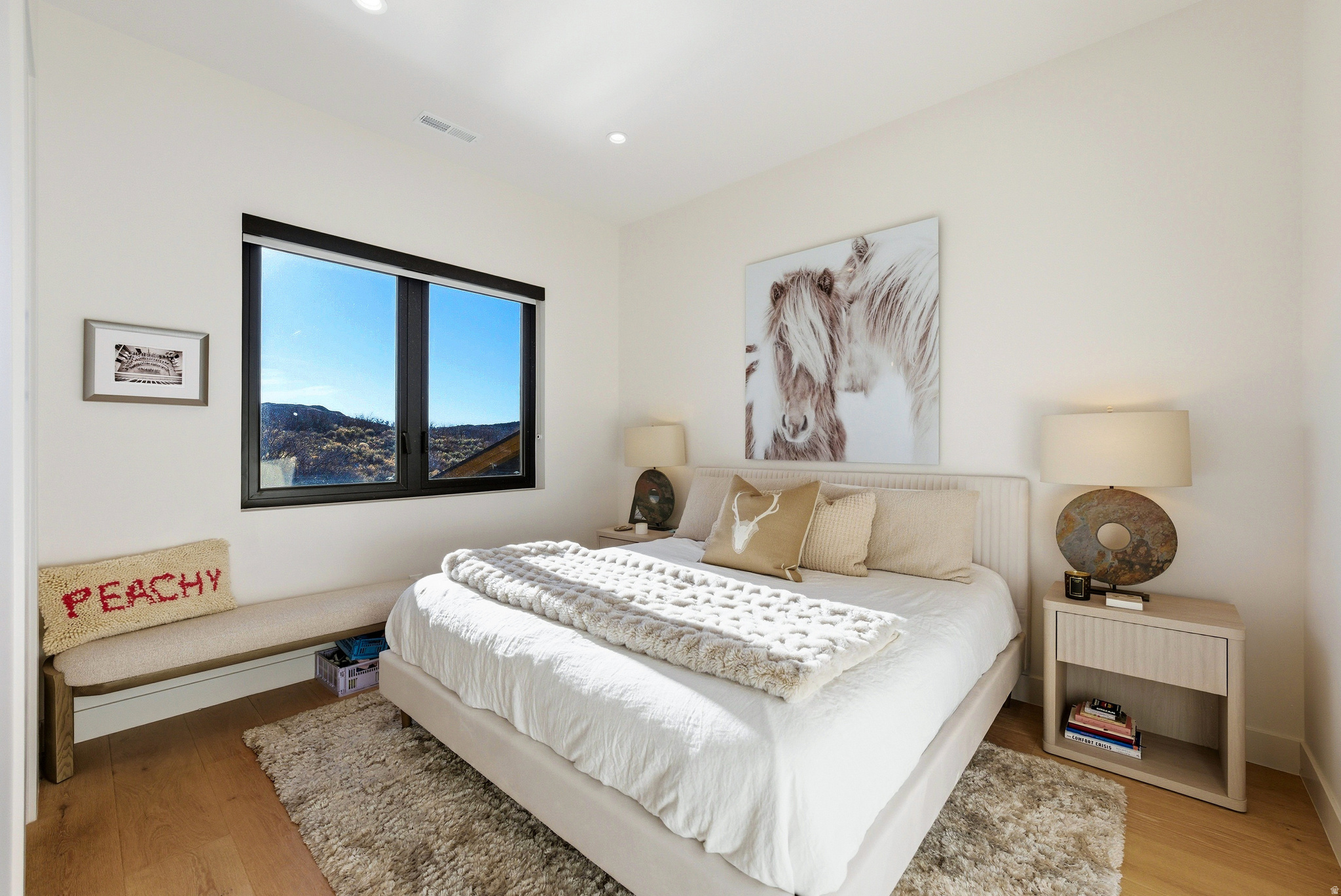 SOARING HAWK - Residential