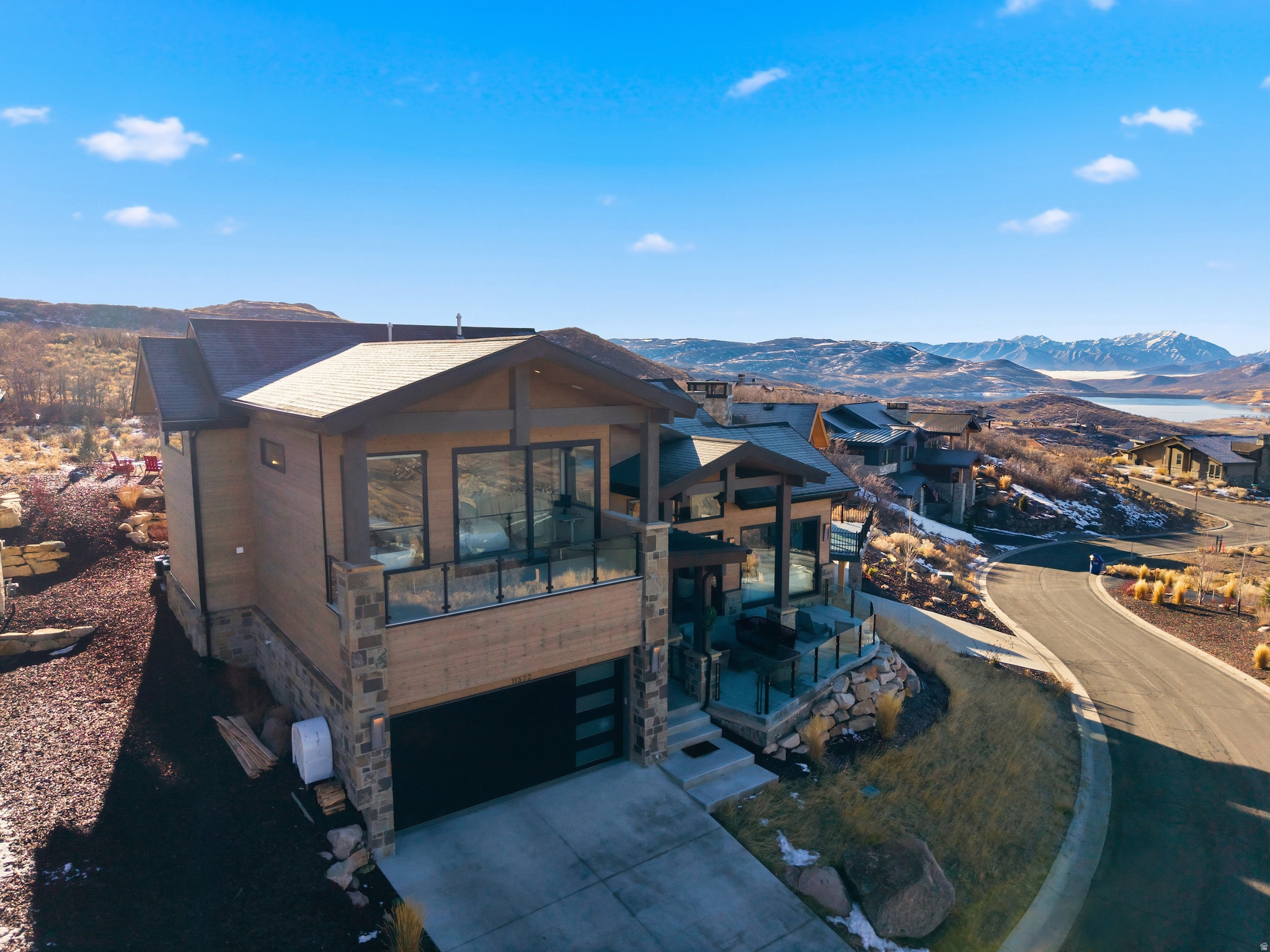 SOARING HAWK - Residential