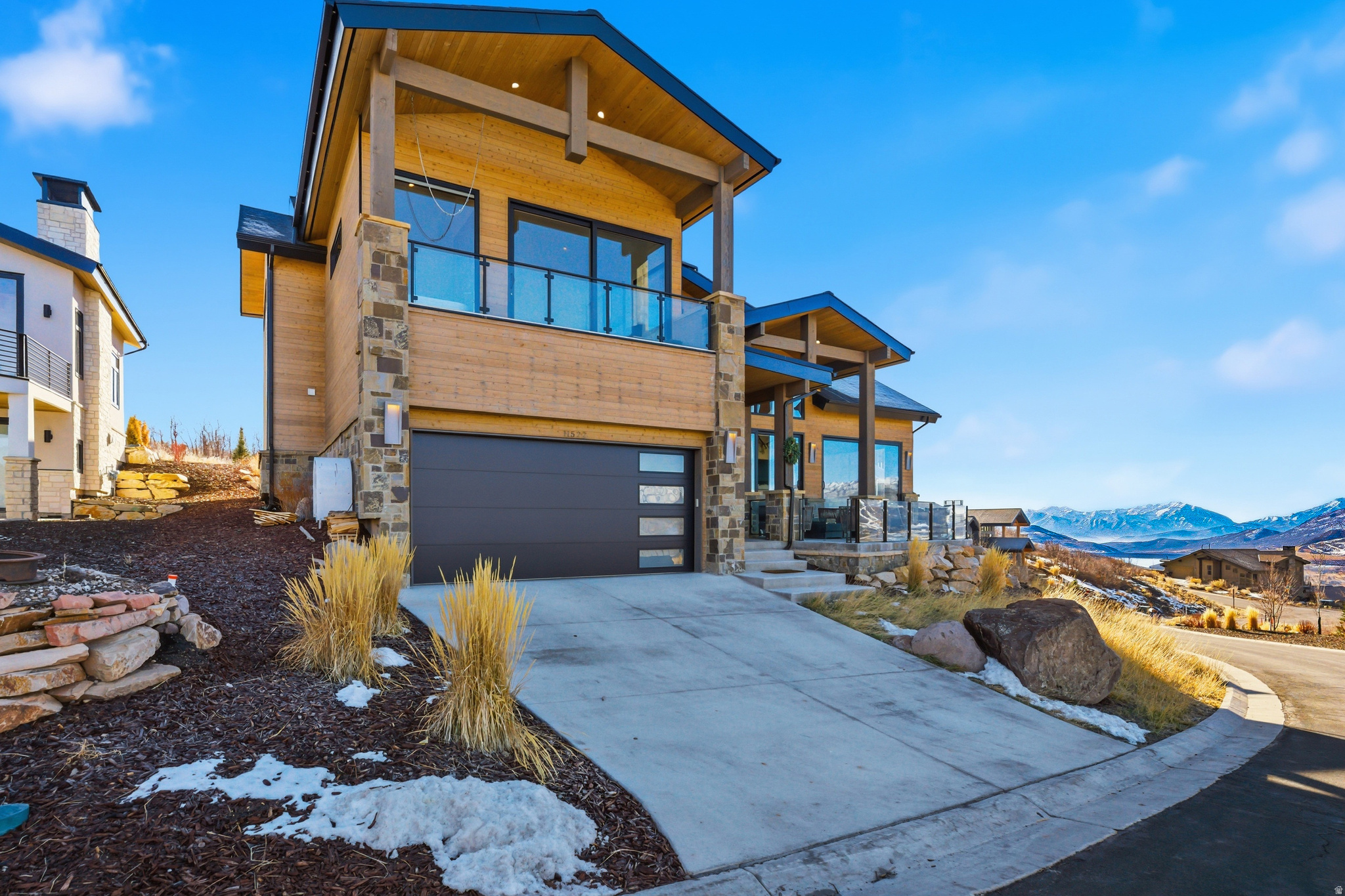 SOARING HAWK - Residential