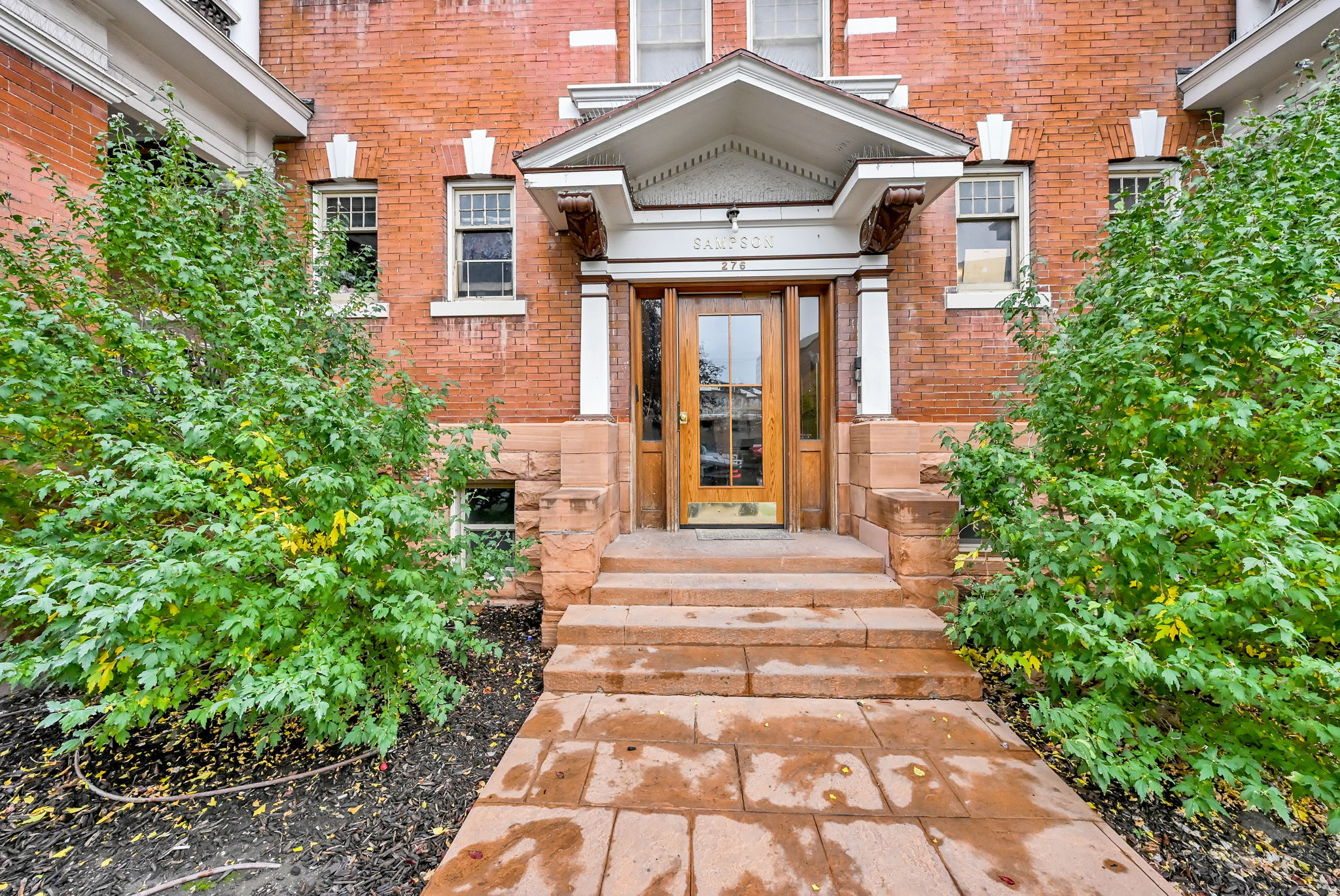 SAMPSON ALTADENA CONDOMINIUM - Residential