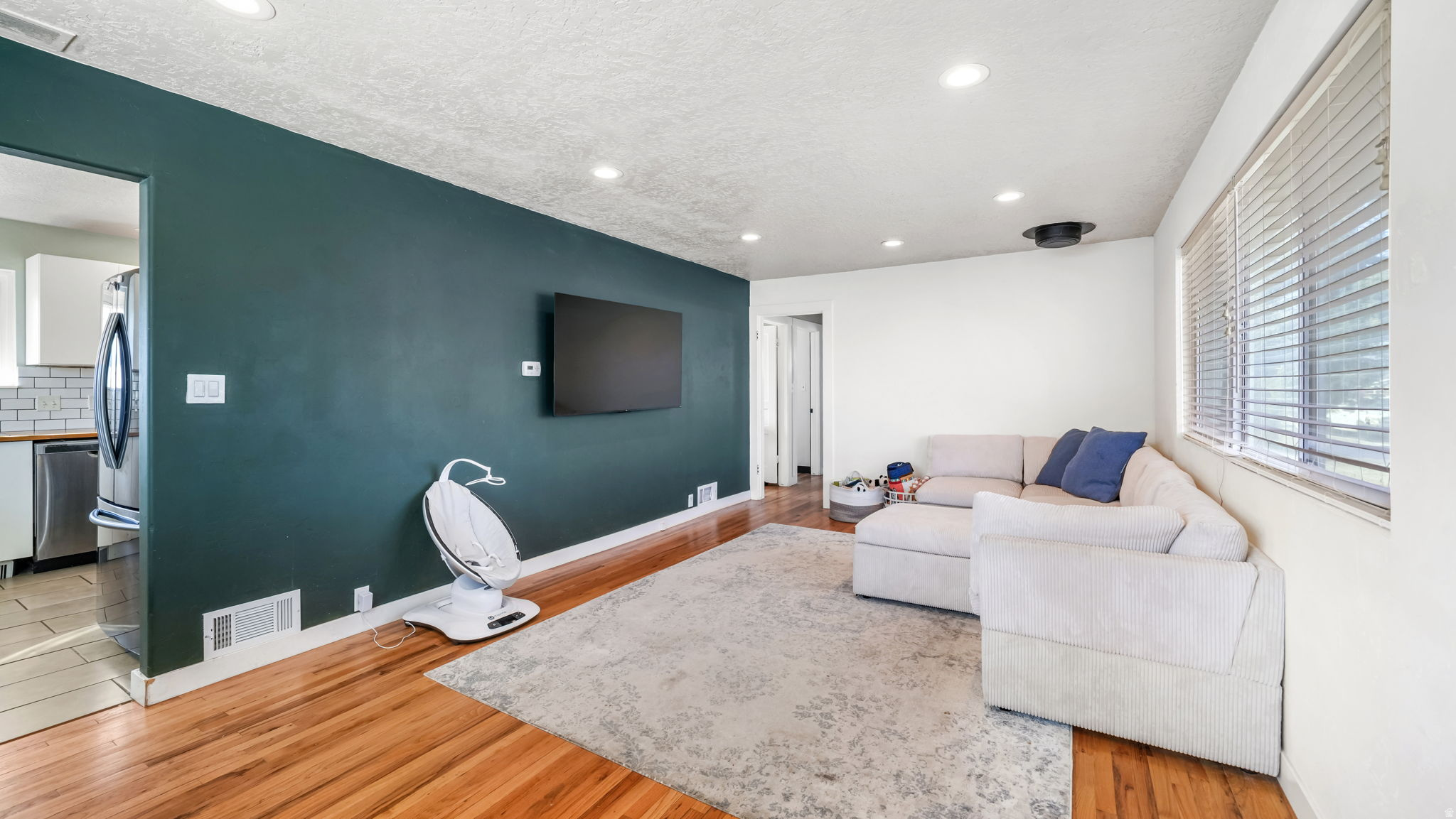 WOLSEY - Residential