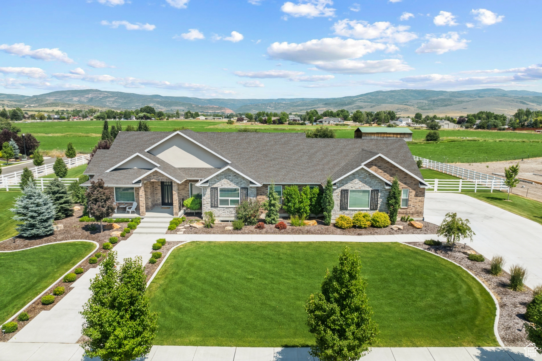 SUMMIT MEADOWS SUBDIVISION - Residential
