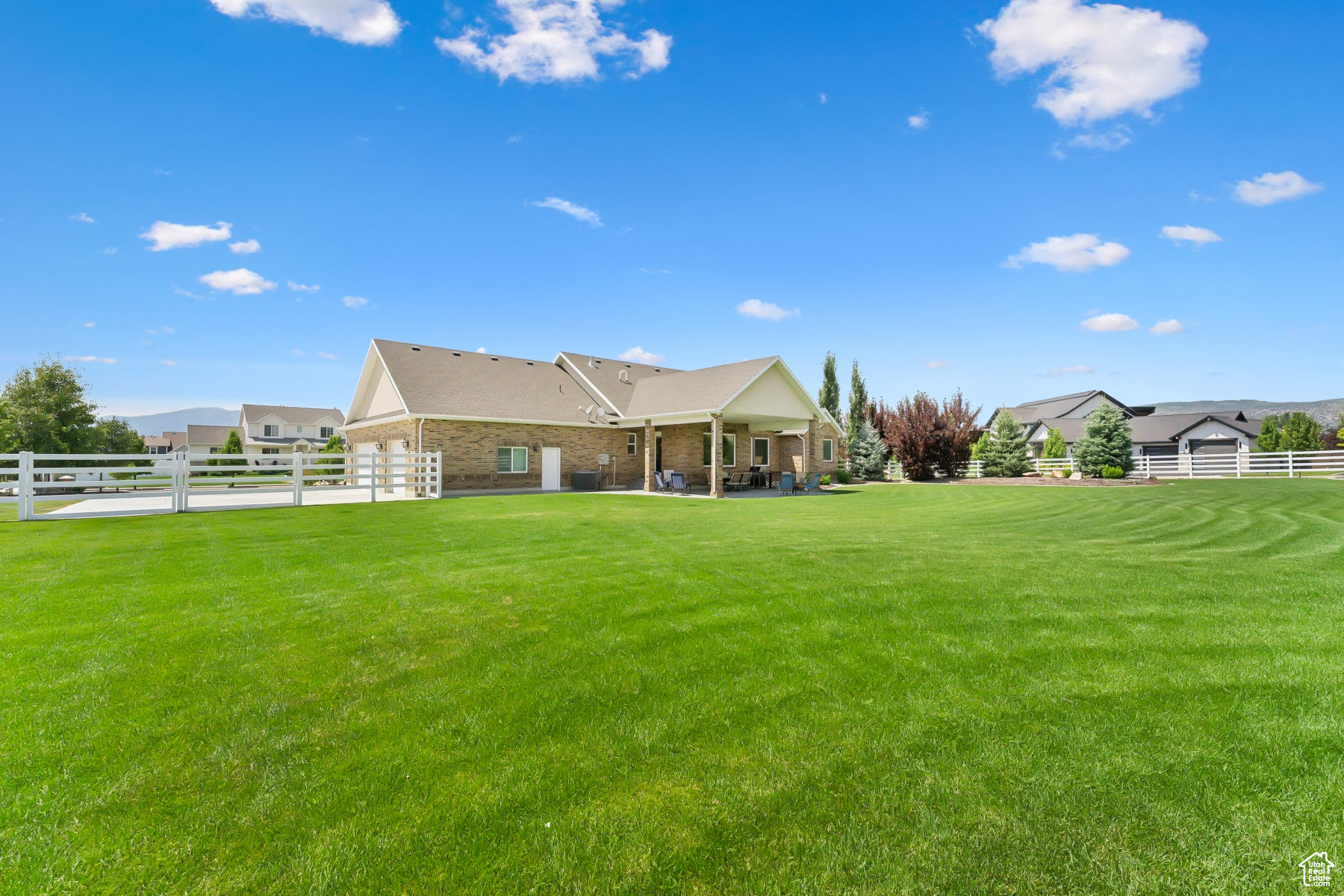 SUMMIT MEADOWS SUBDIVISION - Residential