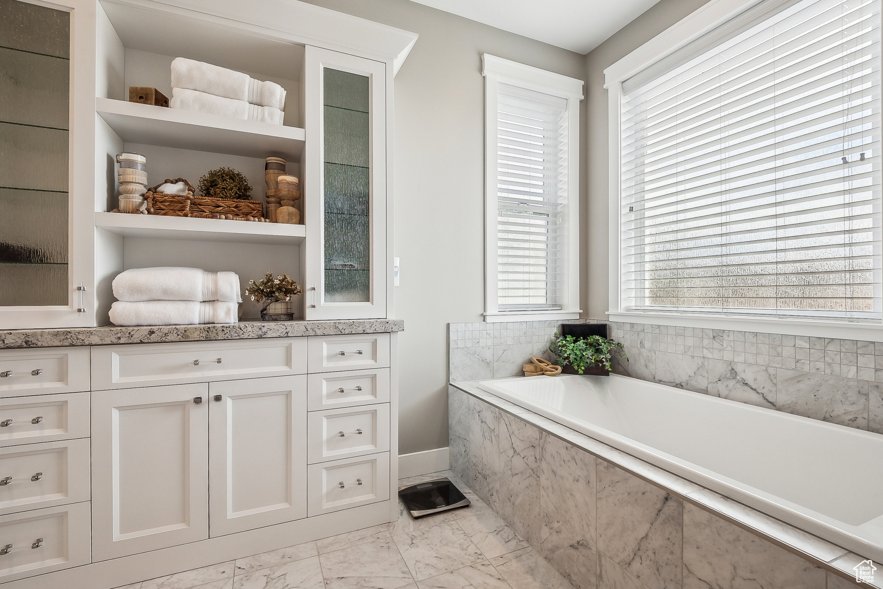 SUMMIT MEADOWS SUBDIVISION - Residential