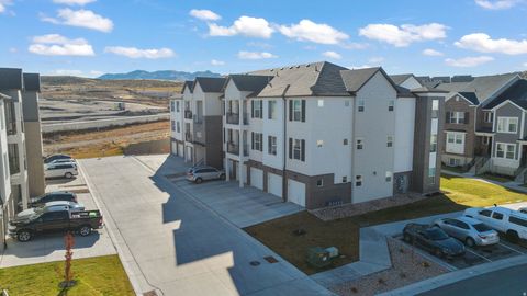 Tiny photo for 753 N FAVREAU LN #U203, Saratoga Springs, UT 84045 (MLS # 2129486)