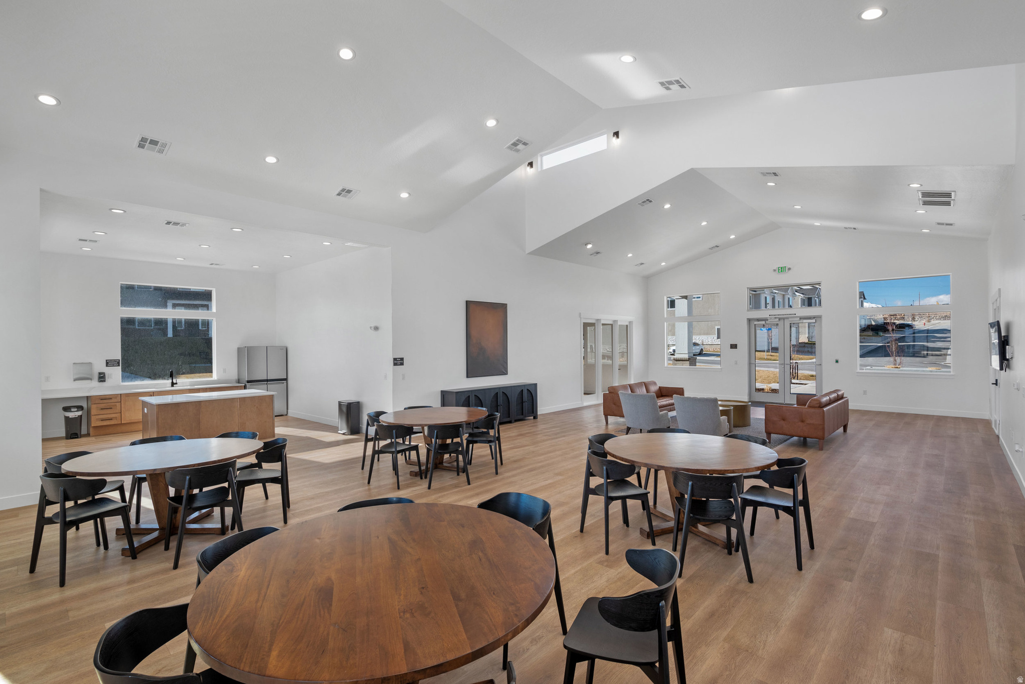 HIGHRIDGE - Residential