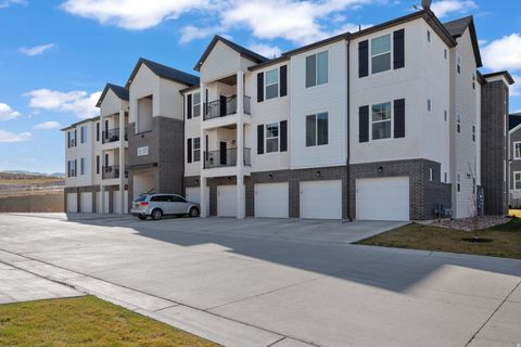 Tiny photo for 753 N FAVREAU LN #U203, Saratoga Springs, UT 84045 (MLS # 2129486)