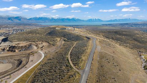 Tiny photo for 753 N FAVREAU LN #U203, Saratoga Springs, UT 84045 (MLS # 2129486)