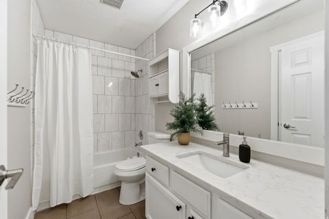 Tiny photo for 1835 W 800 N, Pleasant Grove, UT 84062 (MLS # 2138245)