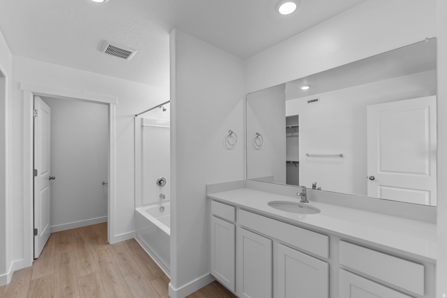 VIRIDIAN - Residential