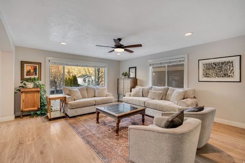 Tiny photo for 2043 E BROOKINGS DR, Draper (UT Cnty), UT 84020 (MLS # 2132481)