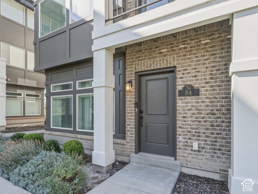 Photo of 84 N 1100 W, Farmington, UT 84025 (MLS # 2190810)