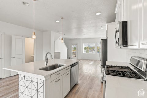 Tiny photo for 84 N 1100 W, Farmington, UT 84025 (MLS # 2190810)