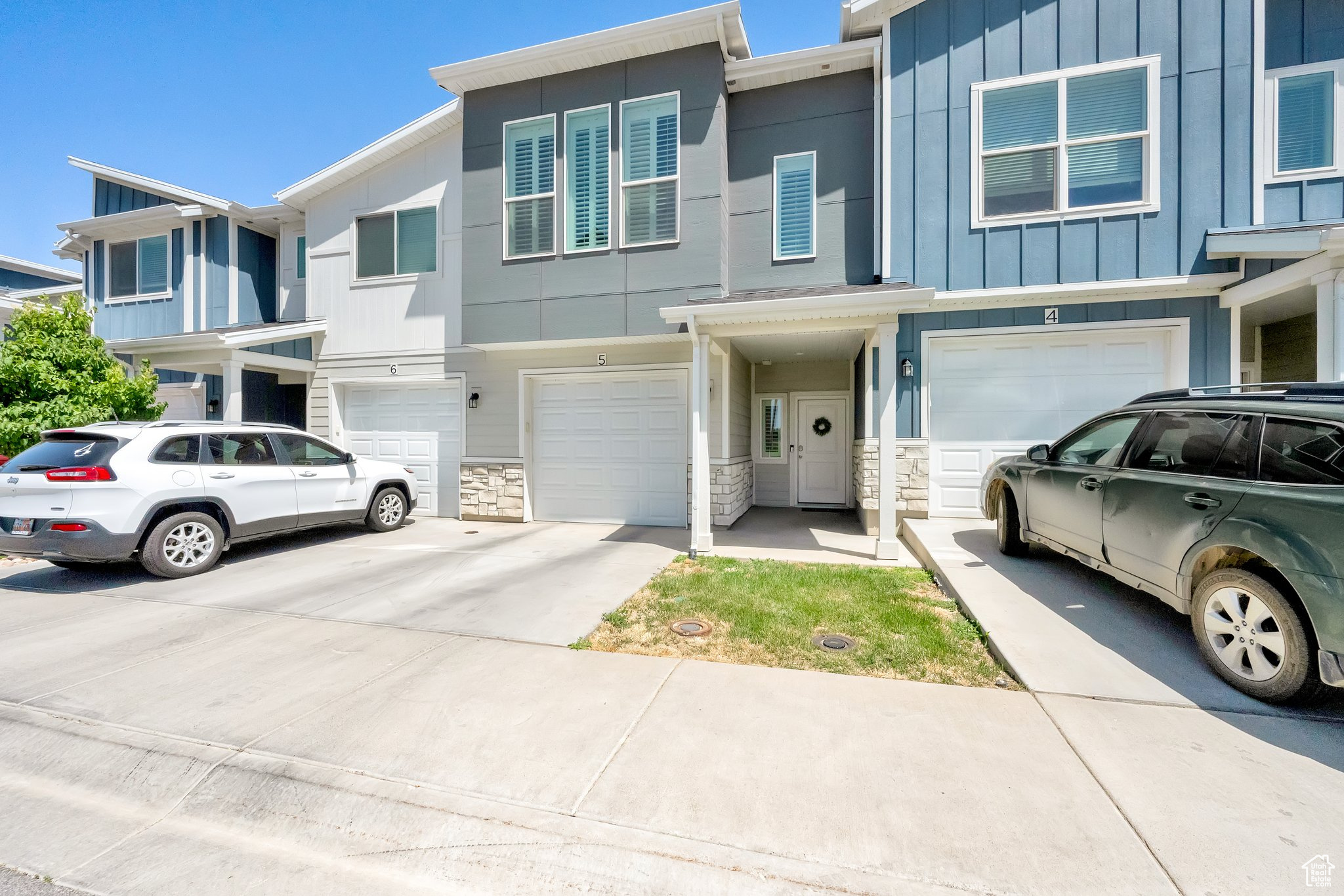 PROMINENCE POINT SUB - Residential