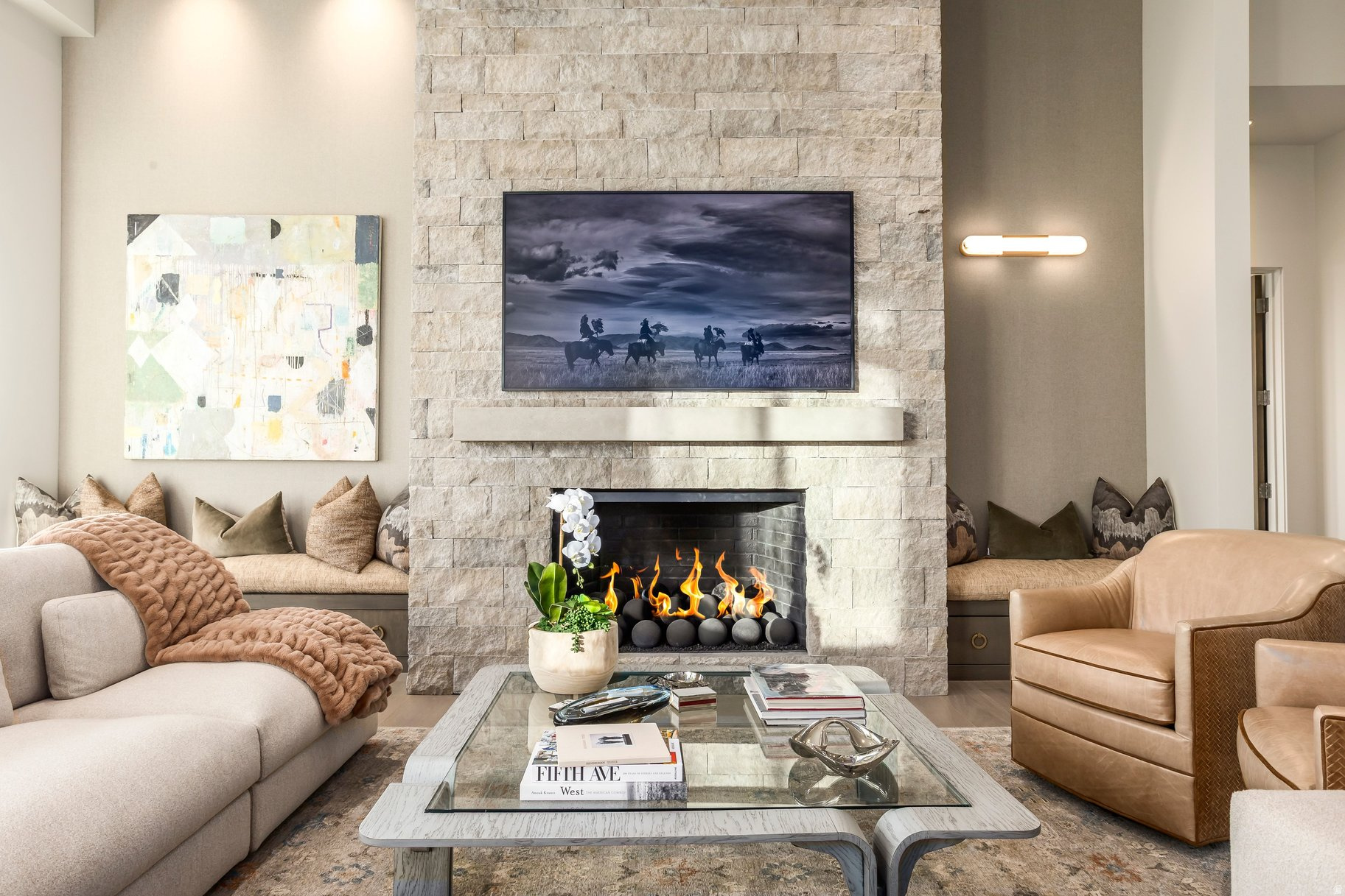 WEST HILLS - Residential