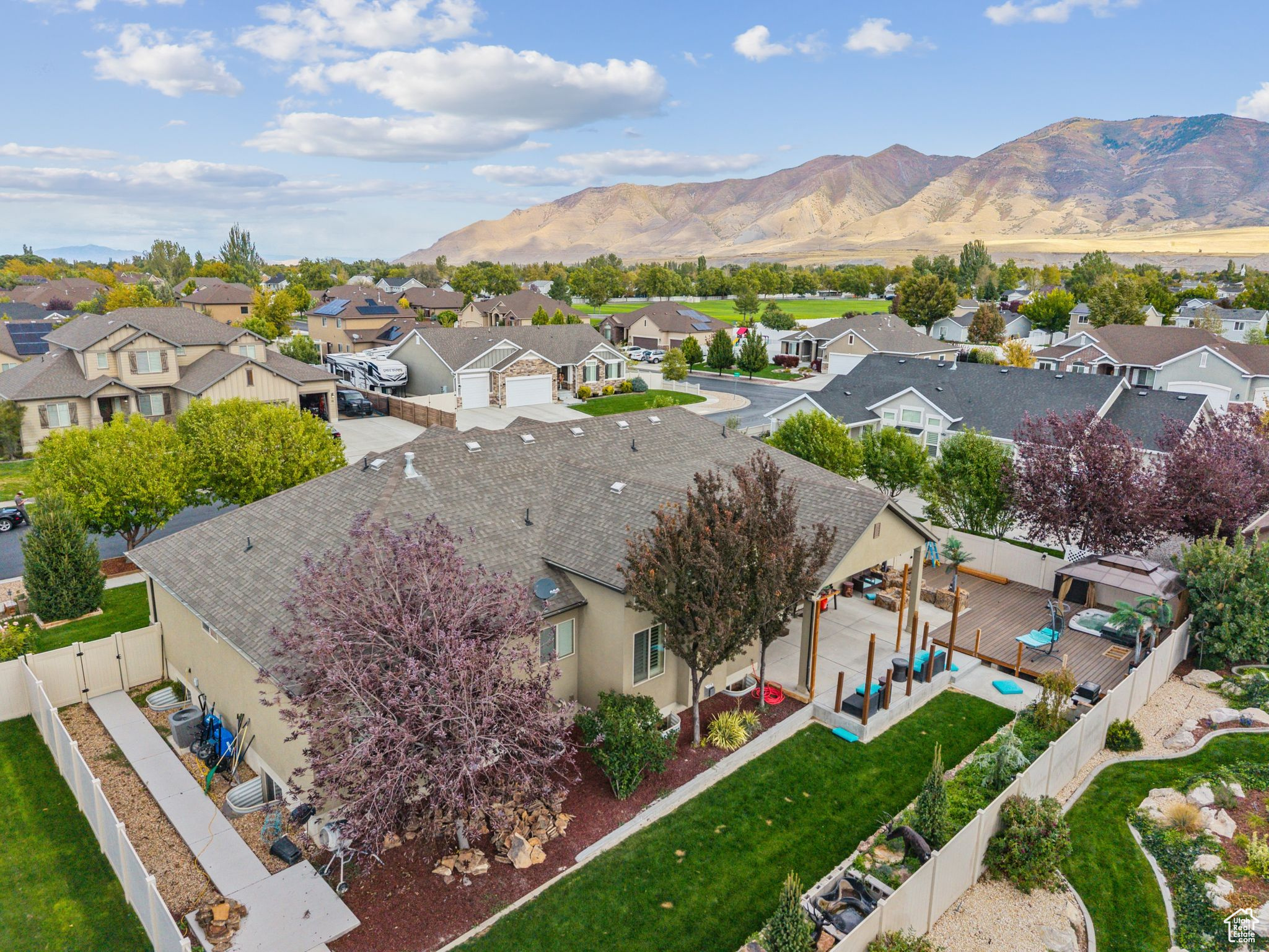 SHADY BROOK LANE PUD - Residential