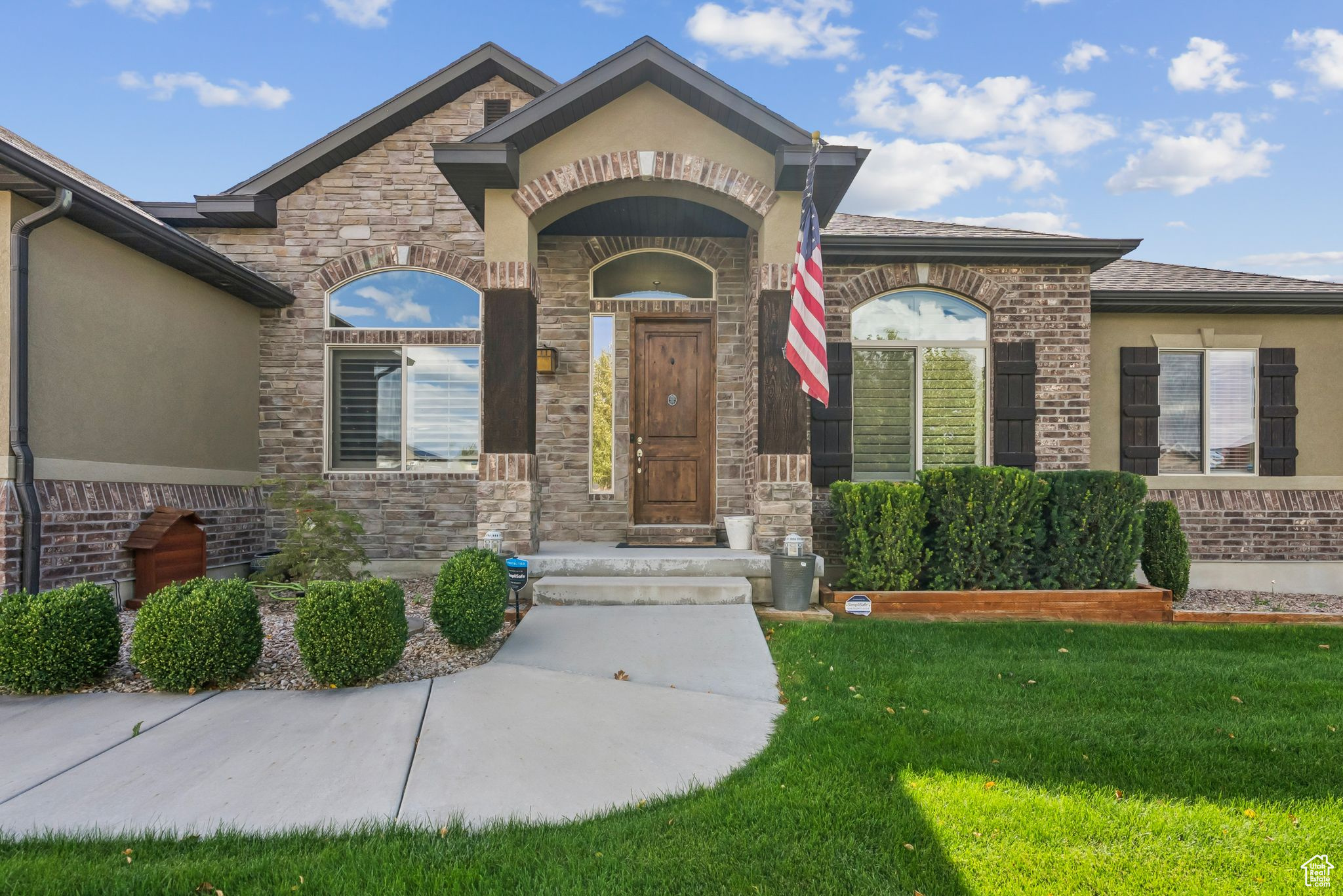 SHADY BROOK LANE PUD - Residential