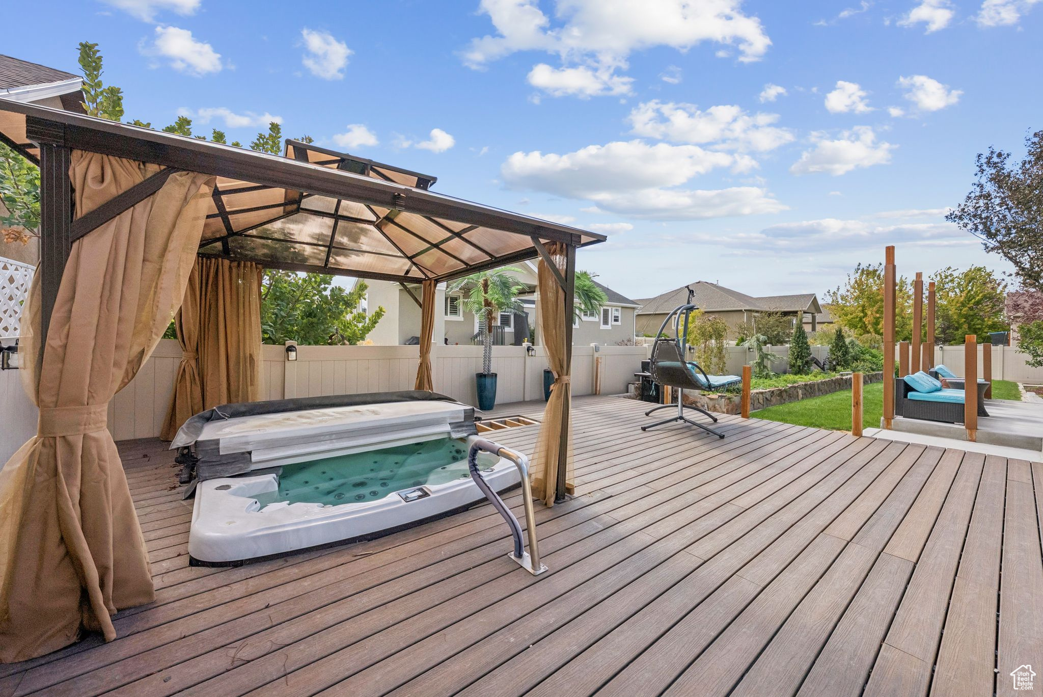 SHADY BROOK LANE PUD - Residential